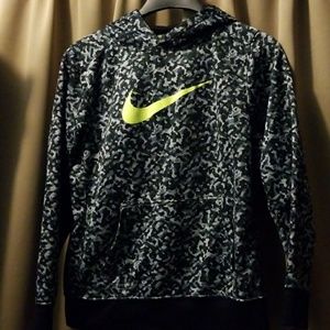 Nike XL Therma-Fit